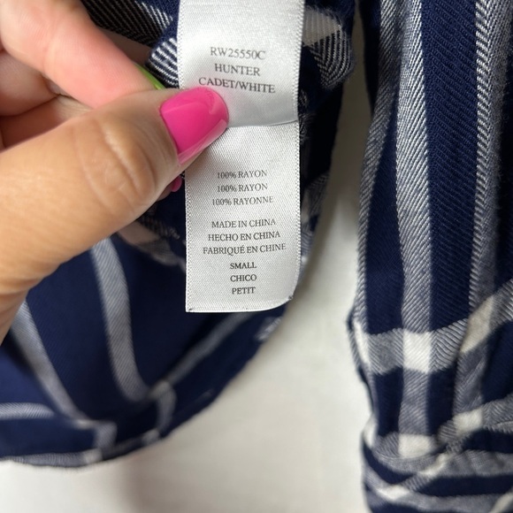 Rails Hunter Cadet Blue White Plaid Rayon Button Front Shirt size Small - Picture 6 of 9